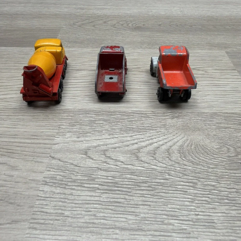LESNEY MATCHBOX No.16 SCAMMELL SNOW PLOUGH NO13 WRECK TRUCK, NO21 CONCRETE TRUCK